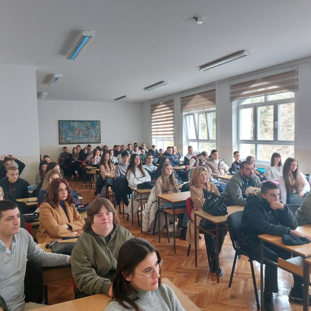 588205416_9954878211303656_6282764483638556261_n