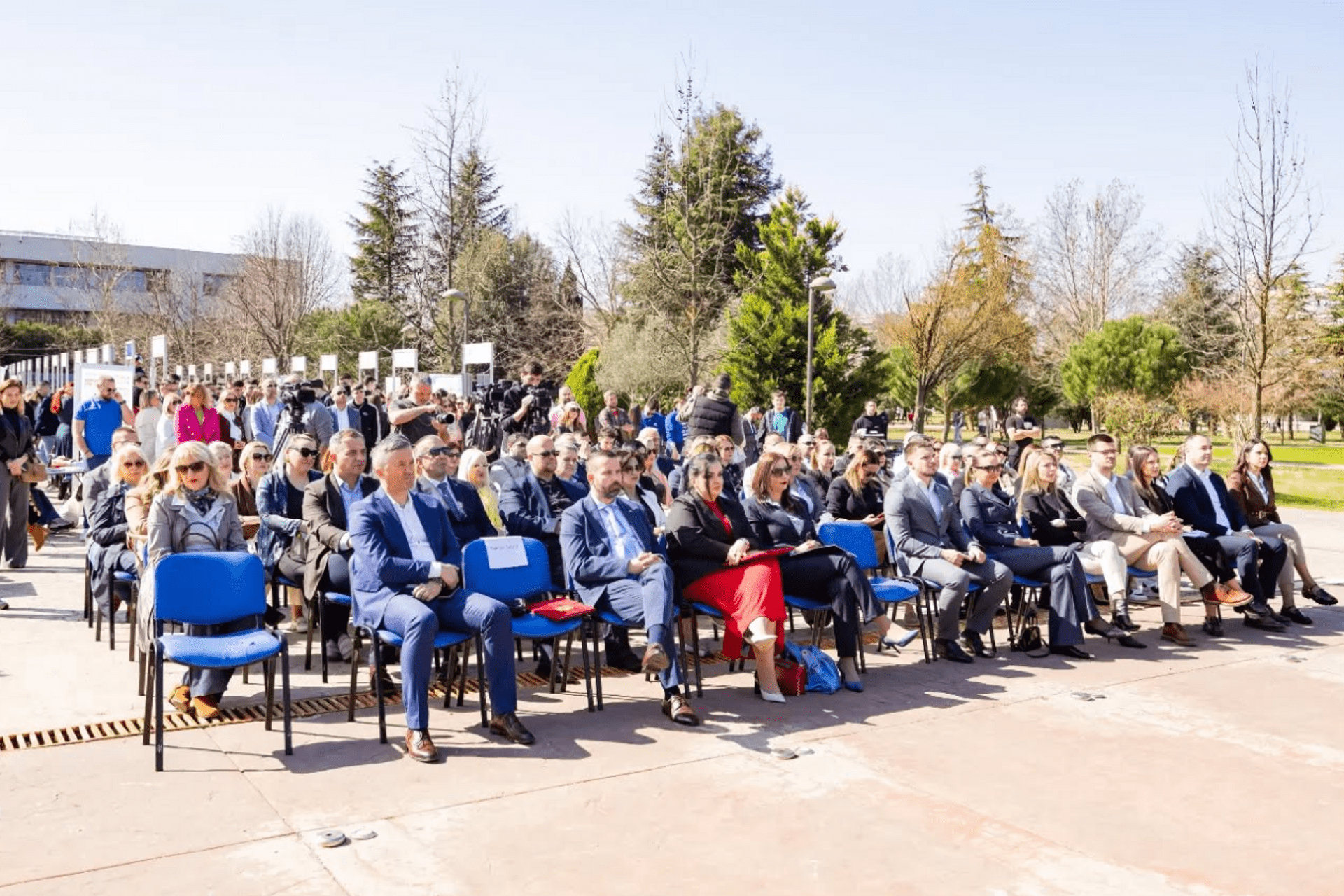 ПОСЈЕТА САЈМУ ОБРАЗОВАЊА И СЕЗОНСКОГ ЗАПОШЉАВАЊА