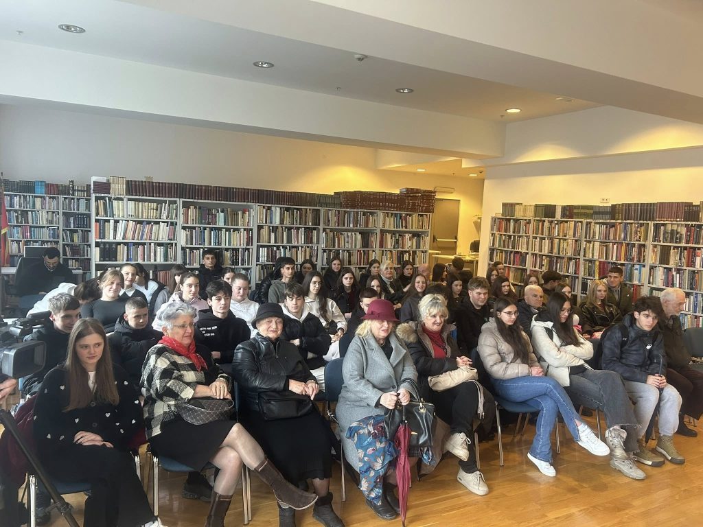 660815078_1254075913458490_7067610421100617561_n